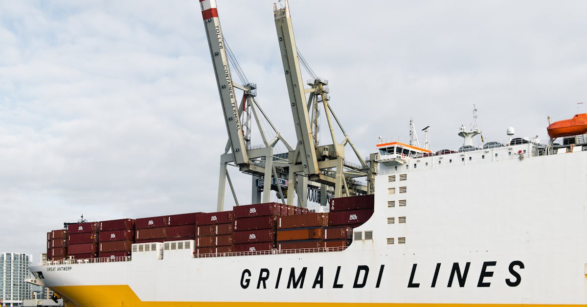 trade balance illustration